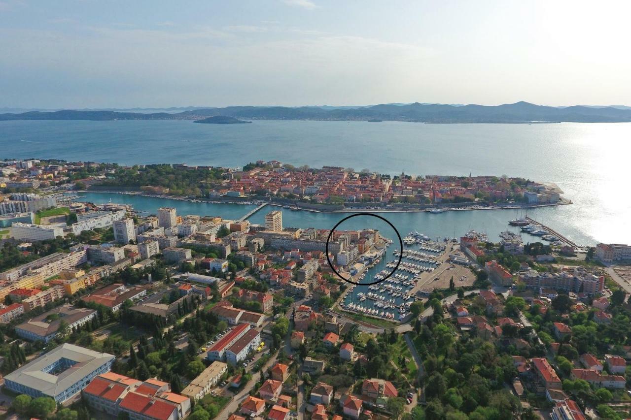 City Marine Luxury Apartments Zara Esterno foto