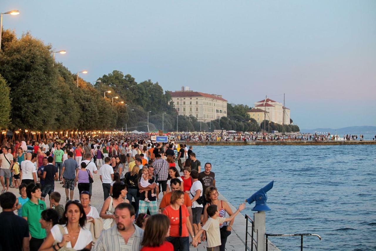 City Marine Luxury Apartments Zara Esterno foto